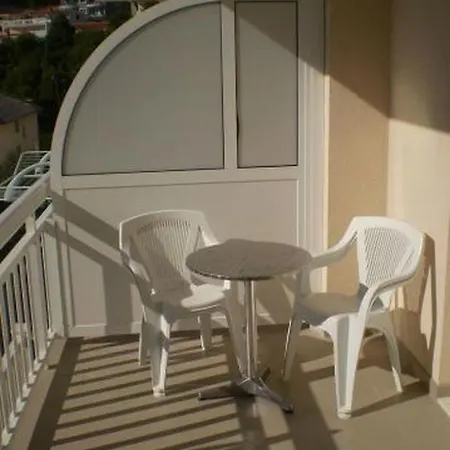 Lägenhet In With Sea View, Balcony, Air Conditioning, Wifi 5060-3